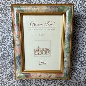 Fetco Multicolor Picture Frame with Gold Trim - Vintage
